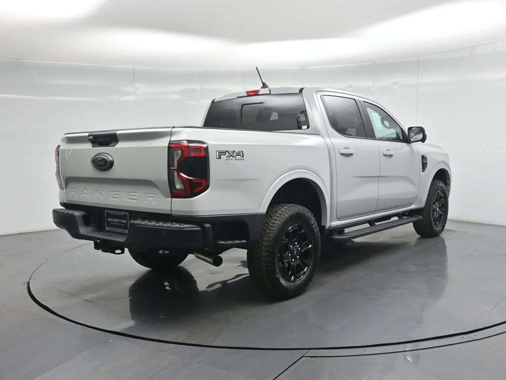 New 2026 Avalanche Ford Lariat image 24