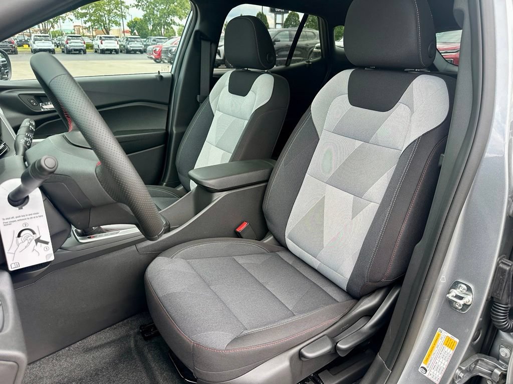 2026 Chevrolet Trax RS - Photo 14