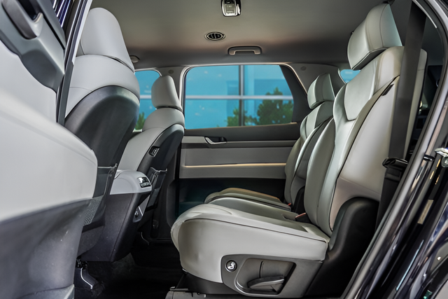 Certified Used 2025 White Hyundai SEL image 45