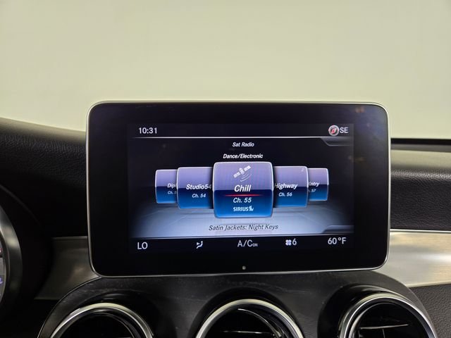 Used 2019 White Mercedes-Benz GLC 300 image 31