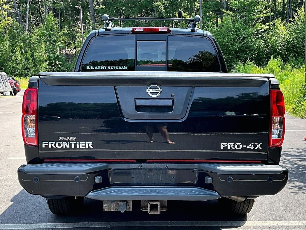 Used 2021 Black Nissan PRO-4X image 5