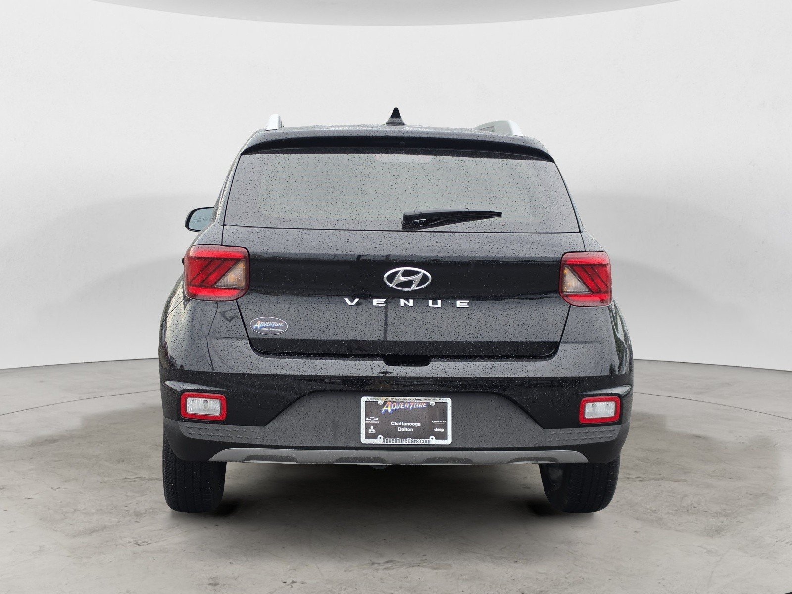Used 2022 Black Noir Pearl Hyundai SEL image 4