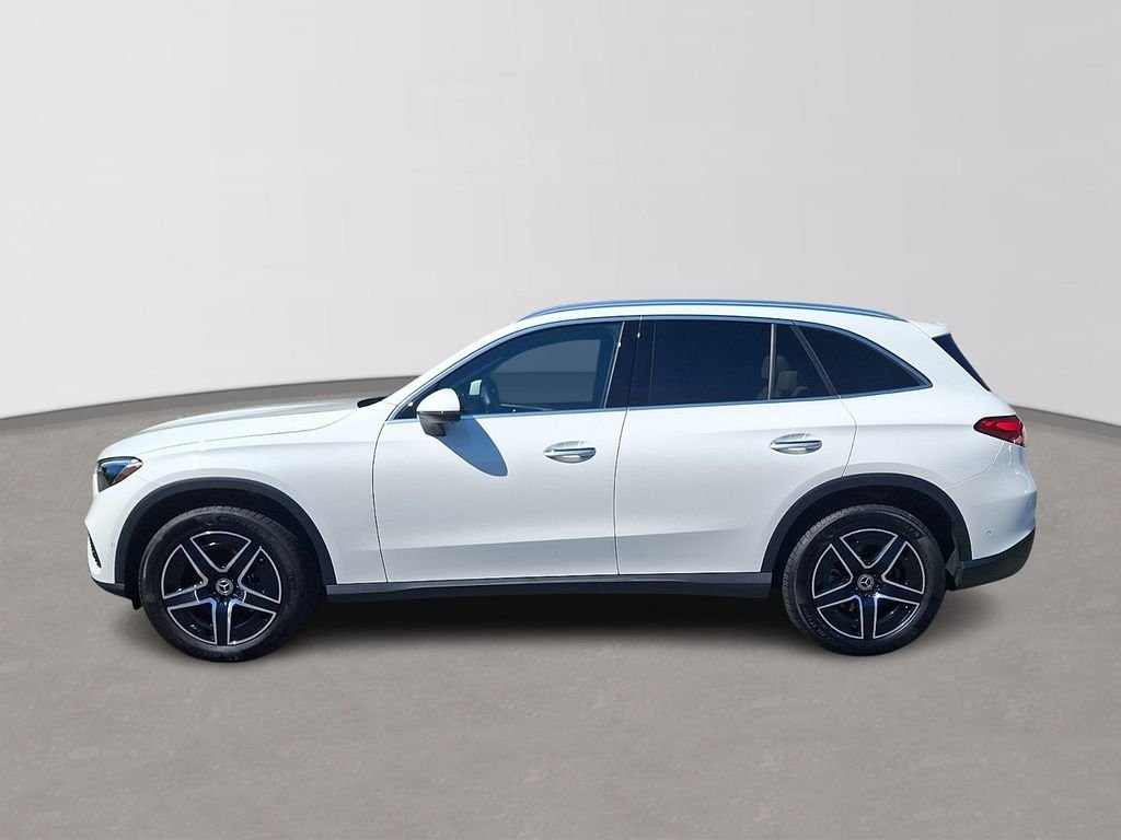 Certified Used 2026 Polar White Mercedes-Benz GLC 300 image 7