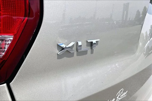 Used 2017 Gold Ford XLT image 21
