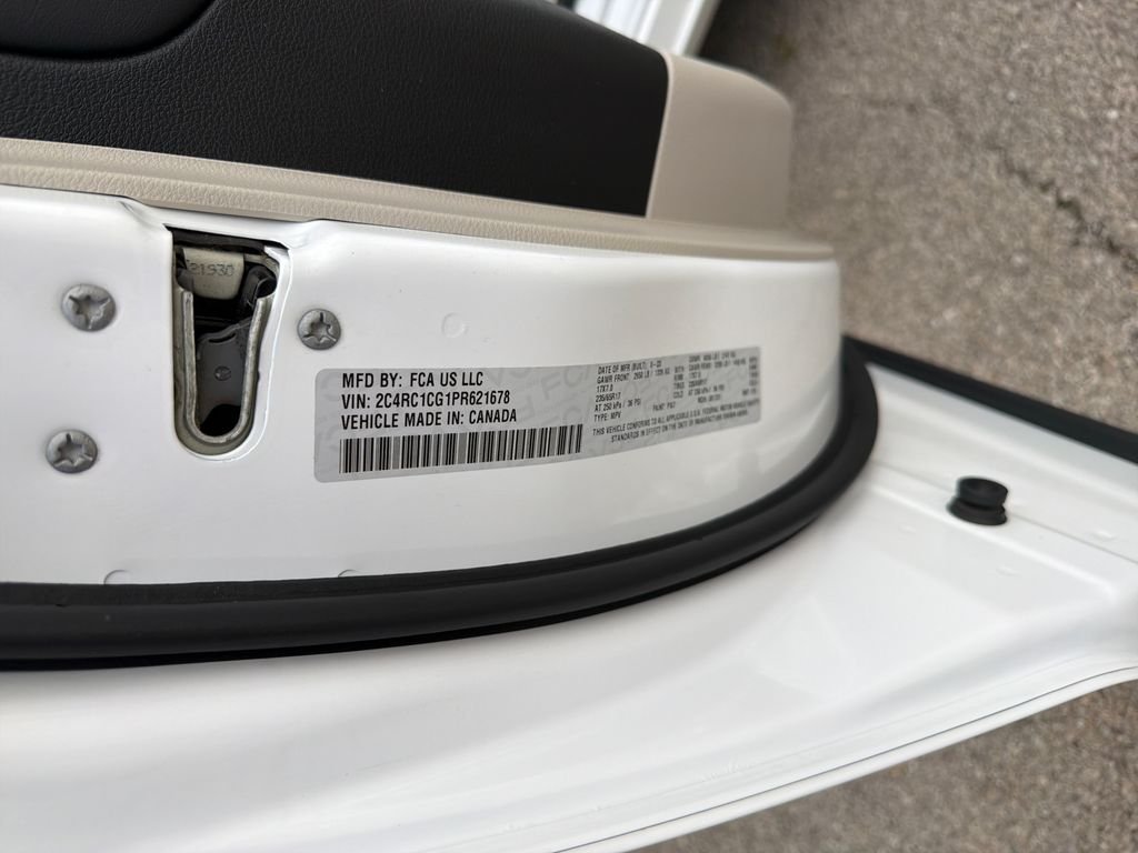 Used 2023 White Chrysler LX image 24