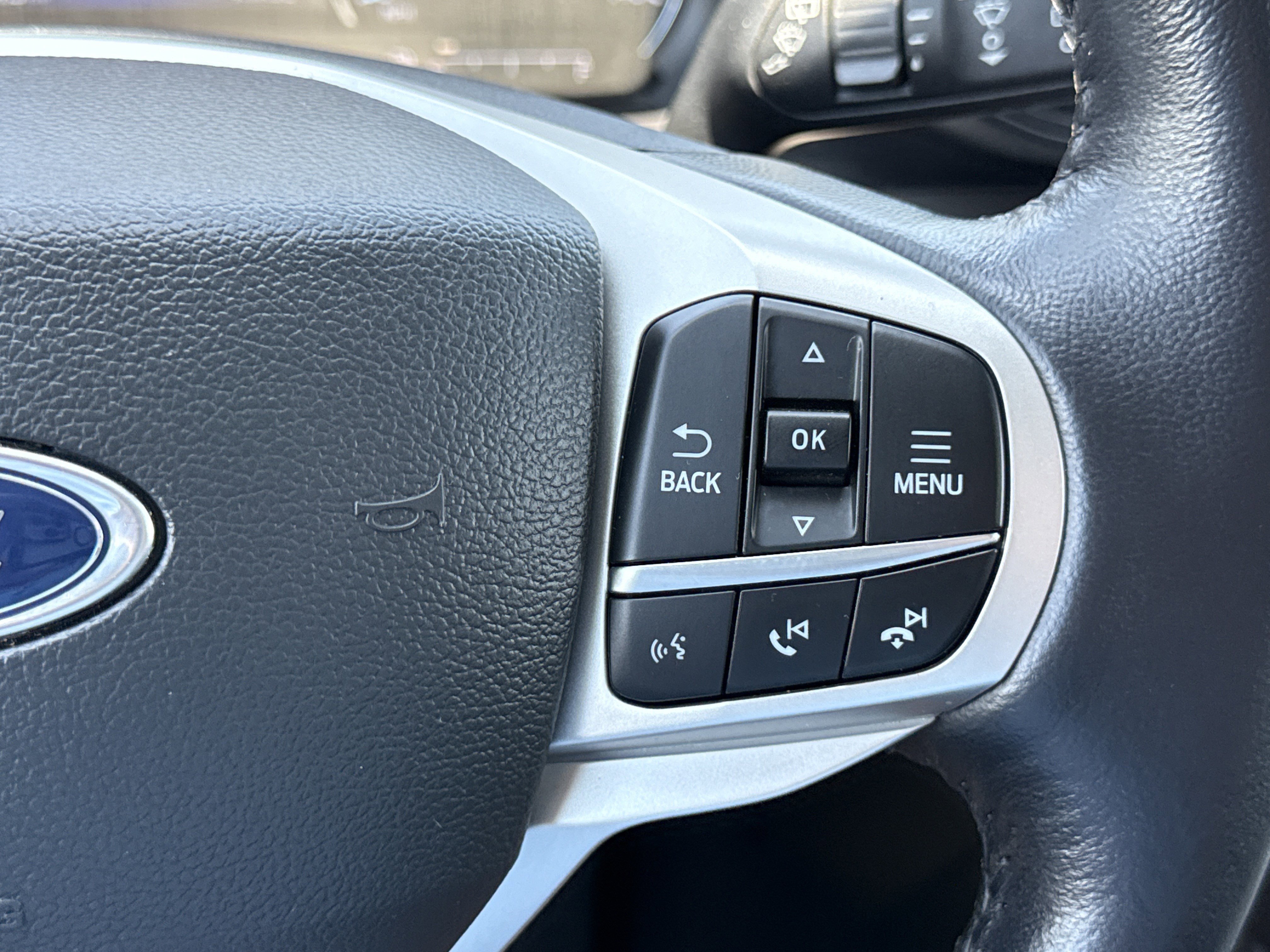 2023 Ford Explorer XLT - Photo 23