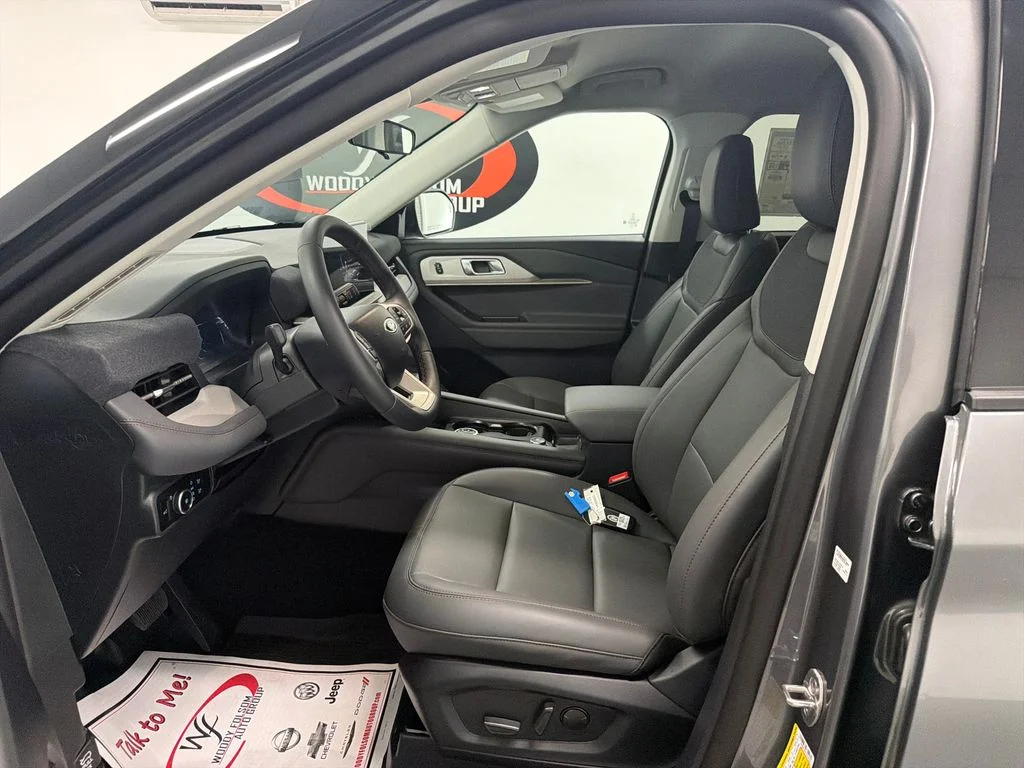 New 2026 Gray Ford Active image 10
