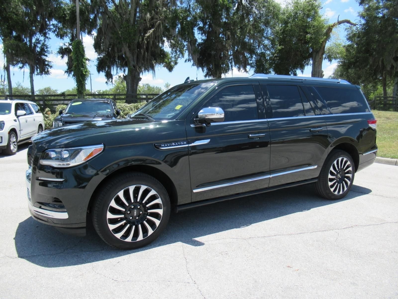 Used 2023 Green Lincoln Black Label image 5