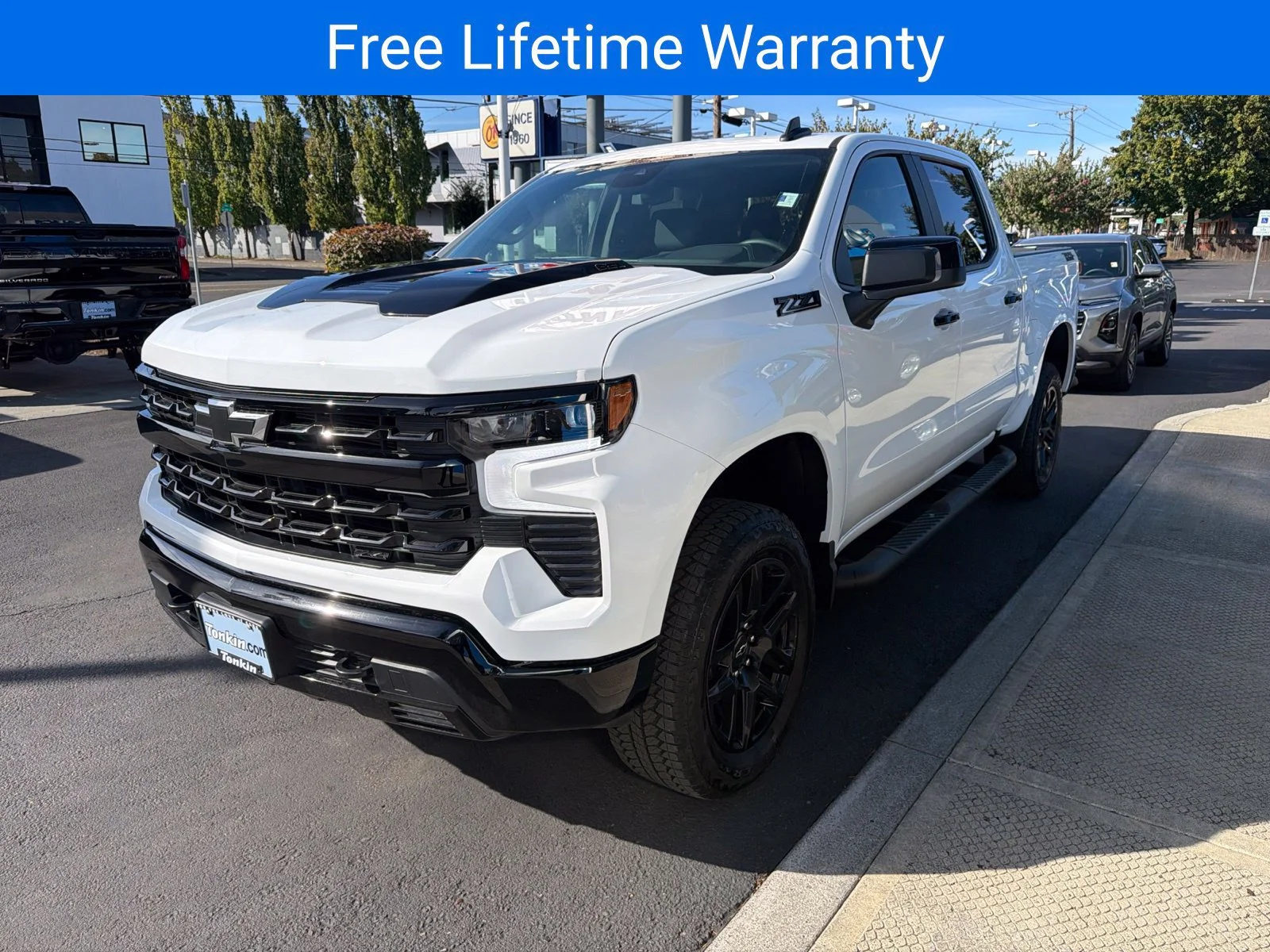 2026 Chevrolet Silverado 1500 LT Trail Boss - Photo 2