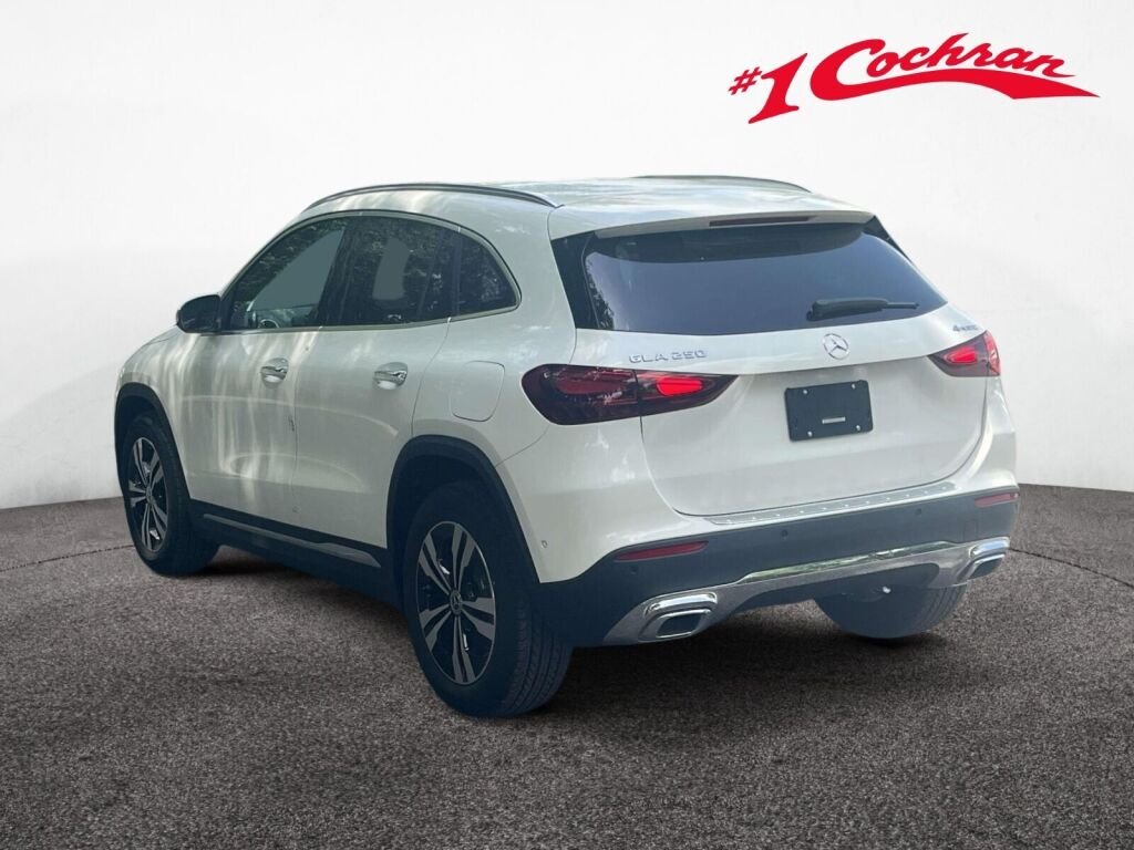 New 2026 Polar White Mercedes-Benz GLA 250 image 9