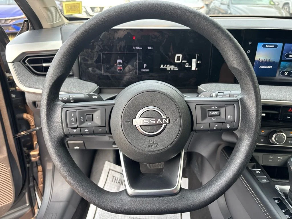 Used 2025 Gray Nissan SV image 21