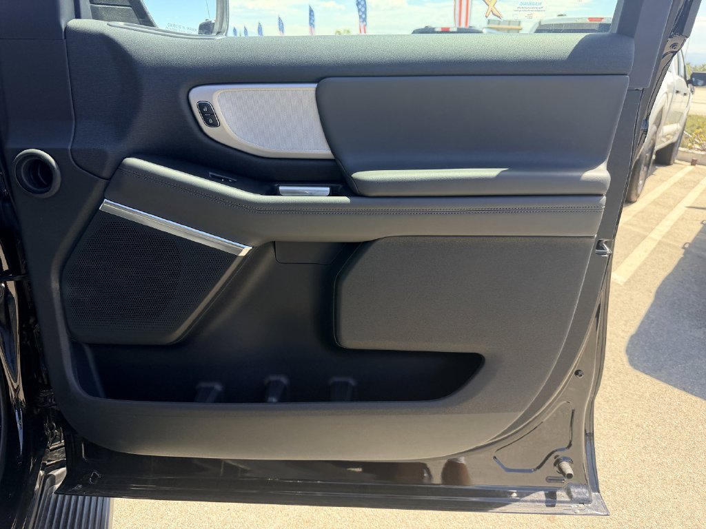 New 2026 Agate Black Metallic Ford MAX Active image 11