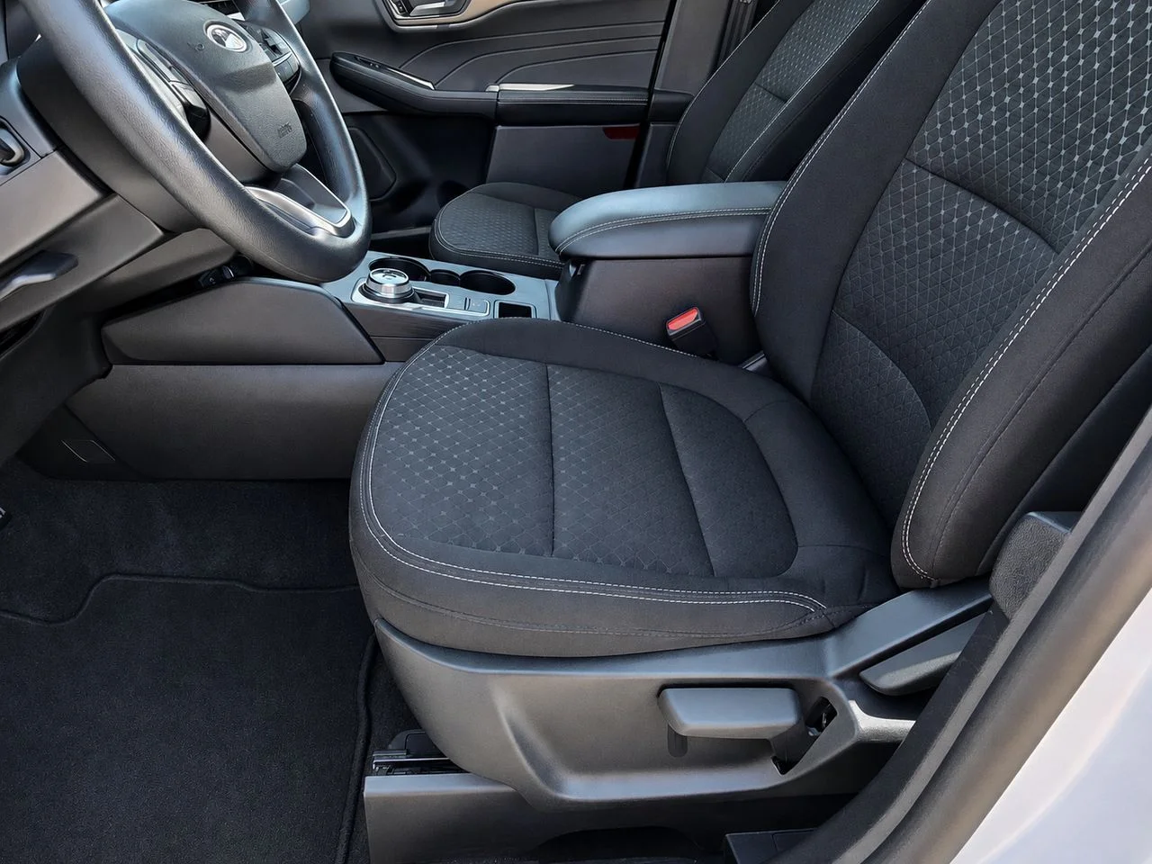 Used 2025 Space Silver Ford Active image 17