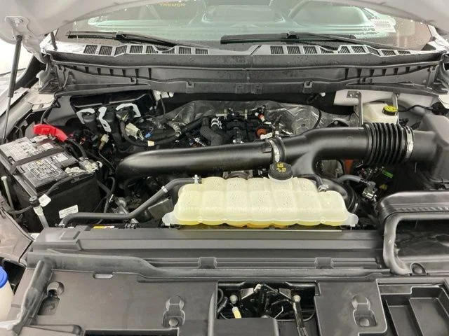 Certified Used 2025  Ford Tremor image 31