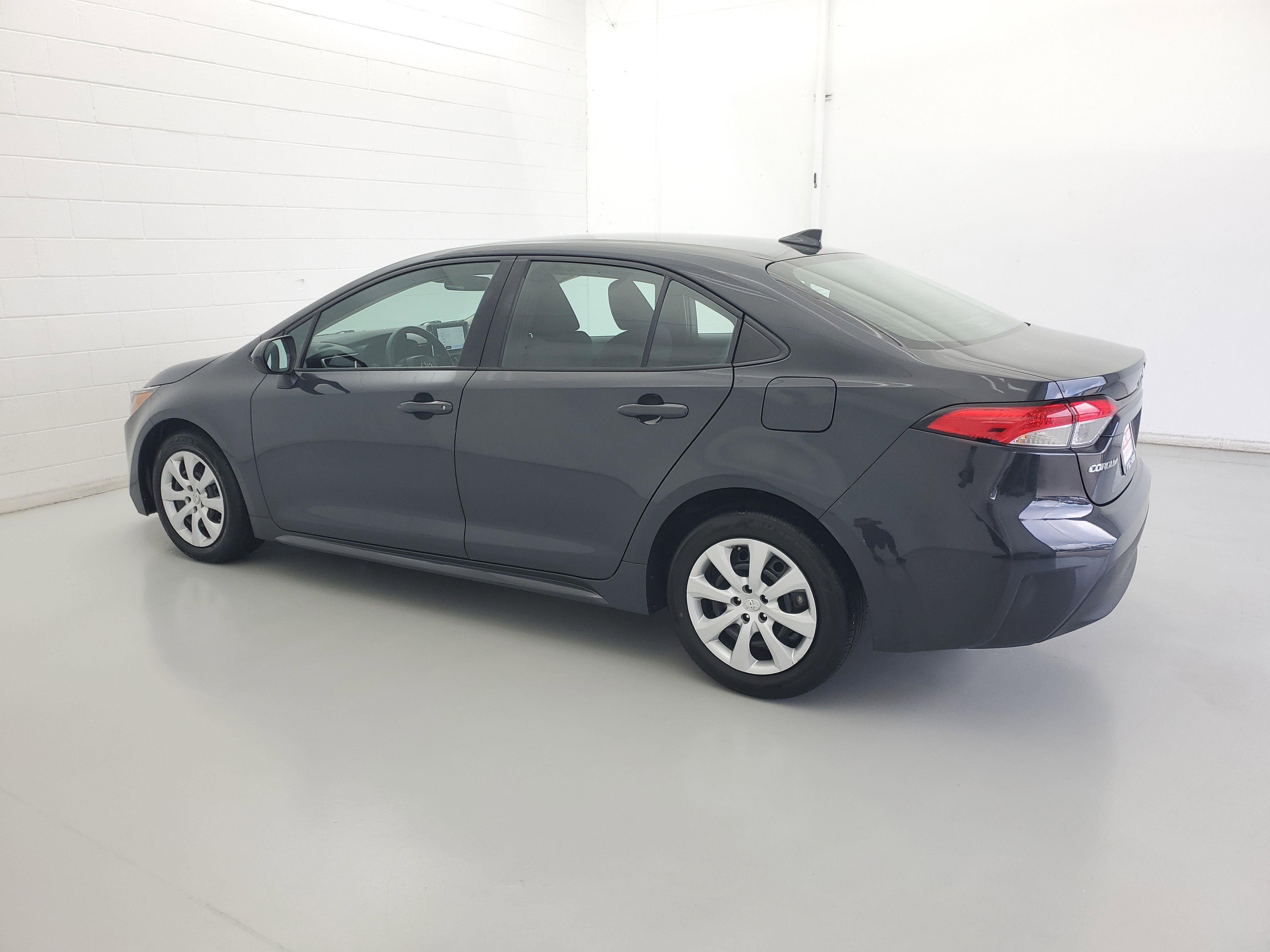 Used 2024 Underground Toyota LE image 7