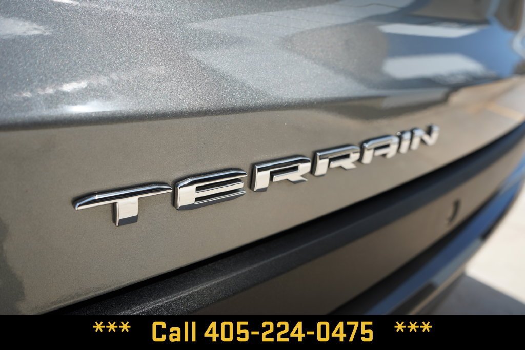 Used 2026 Sterling Metallic GMC Elevation image 6