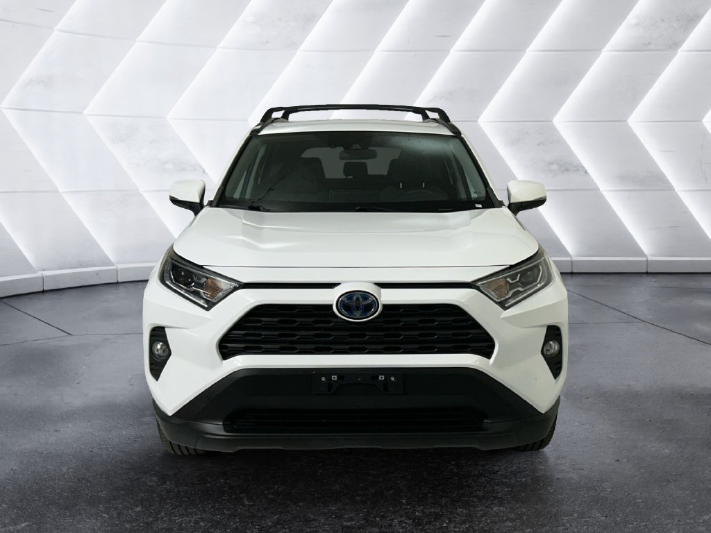 Used 2021 White Toyota XLE image 2
