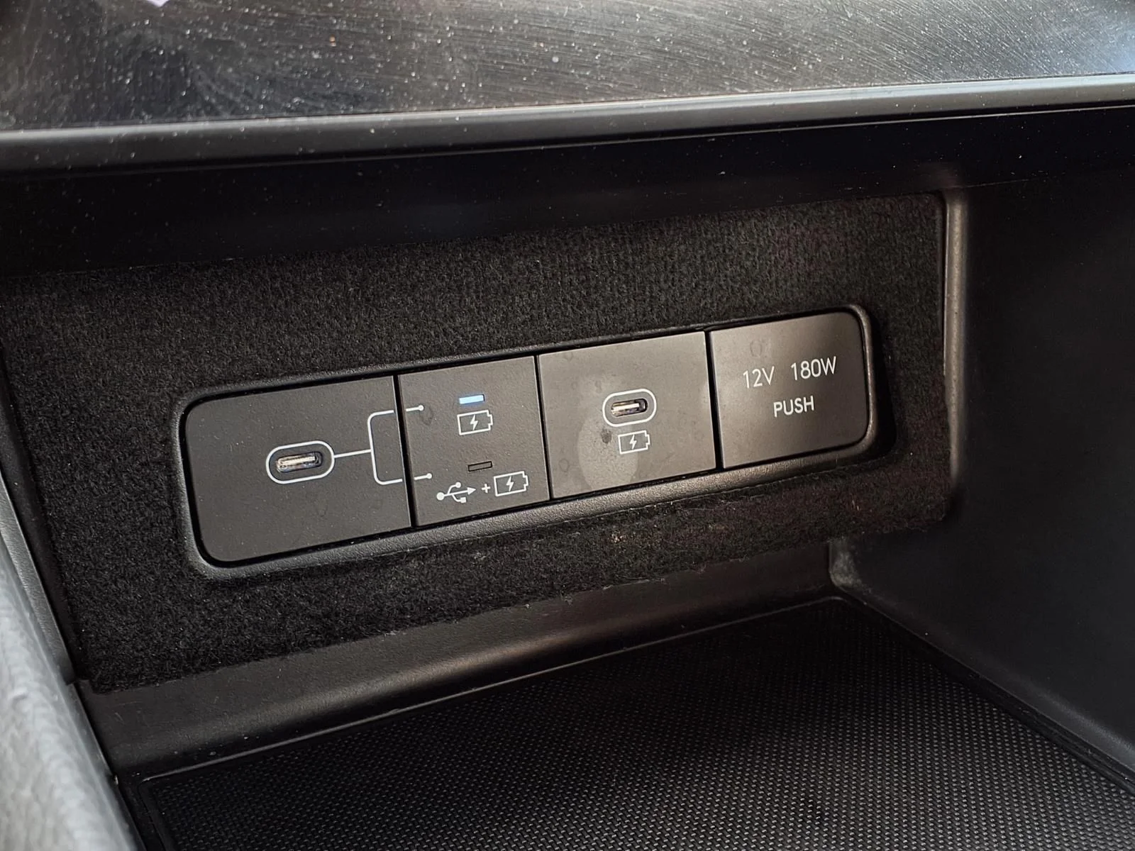 Used 2024 Silver Hyundai SEL image 11