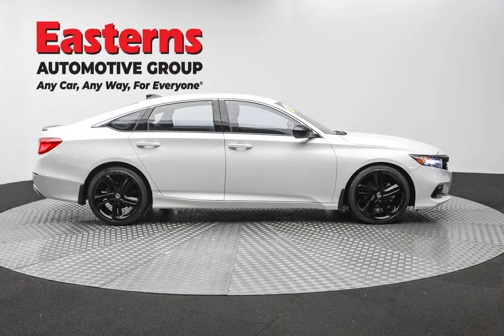 Used 2022 White Honda Sport image 4