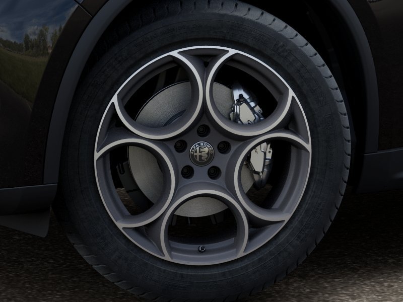 New 2026 Vulcano Black Metallic Exterior Paint Alfa Romeo Base image 4