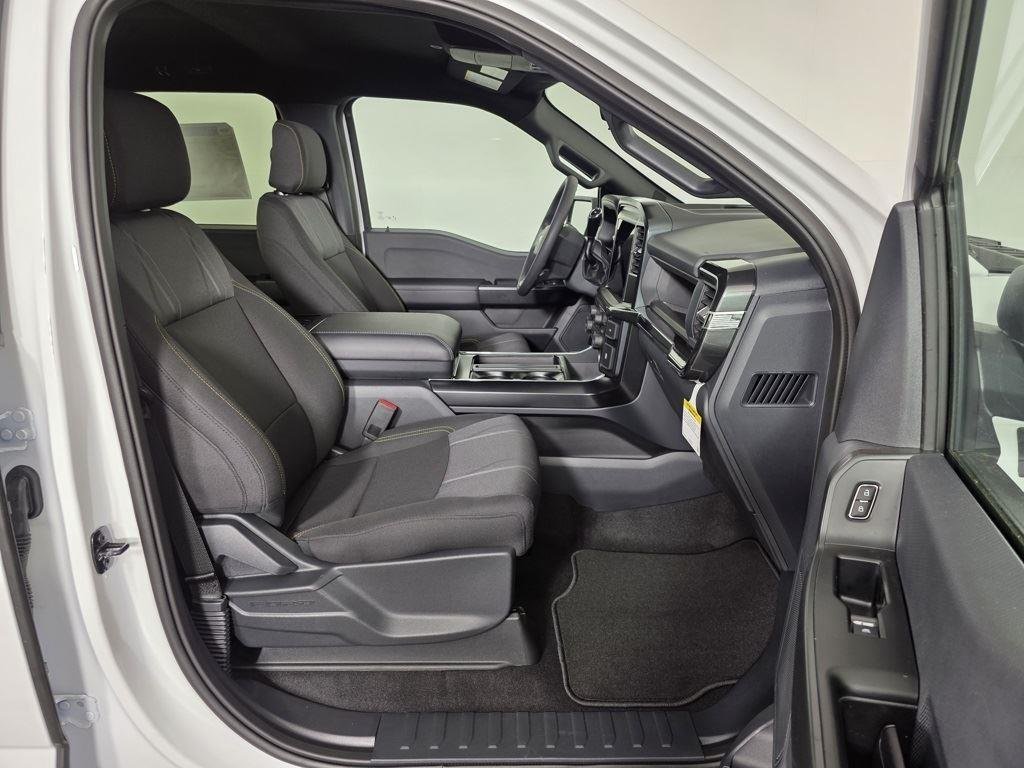 2025 Ford F-150 STX - Photo 25