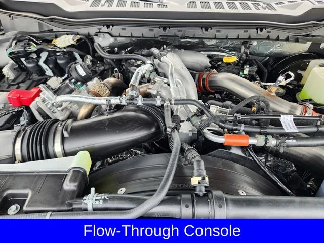 New 2026 Glacier Gray Metallic Tri-Coat Ford F-250® King Ranch® image 32