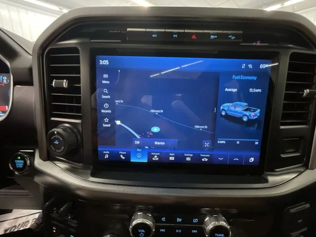 Used 2022 Star White Ford Platinum image 18