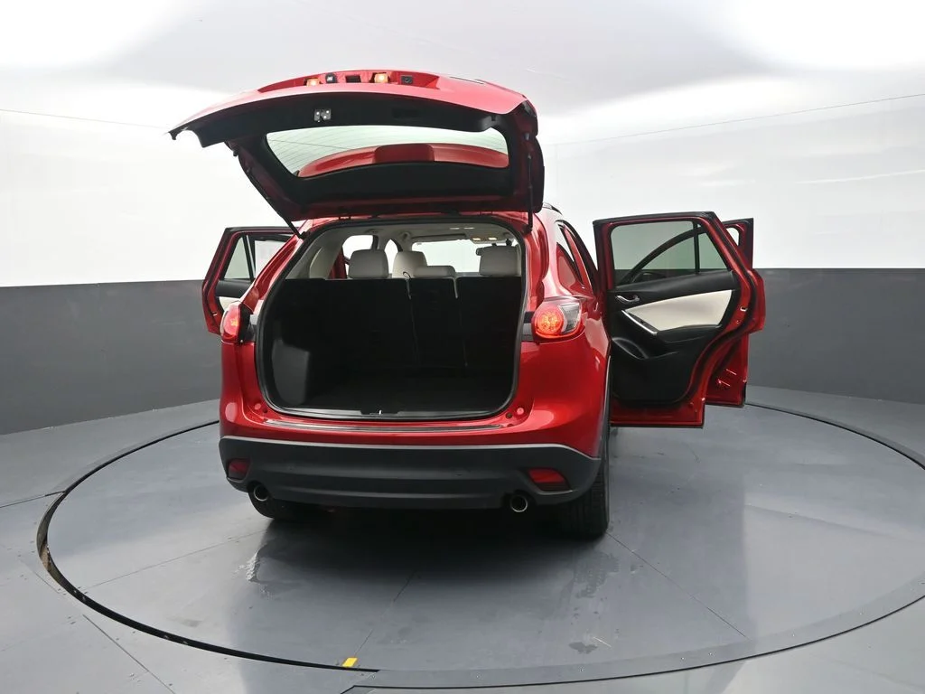 Used 2016 Red Mazda Grand Touring image 37