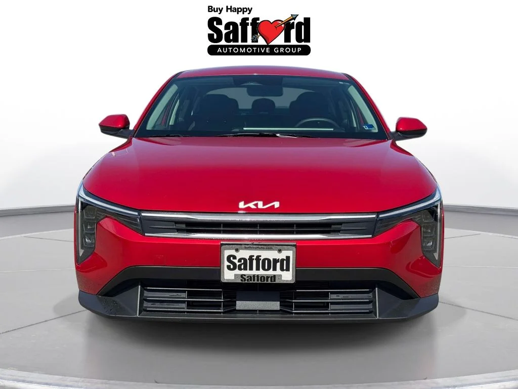 Used 2025 Red Kia LXS image 8