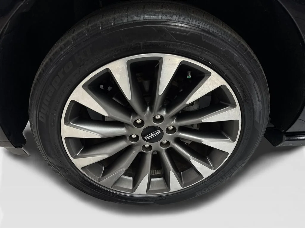 Used 2020 Black Lincoln Reserve NAV,CAM,PANO,CLMT STS,BLIND SPOT,3RD ROW image 92