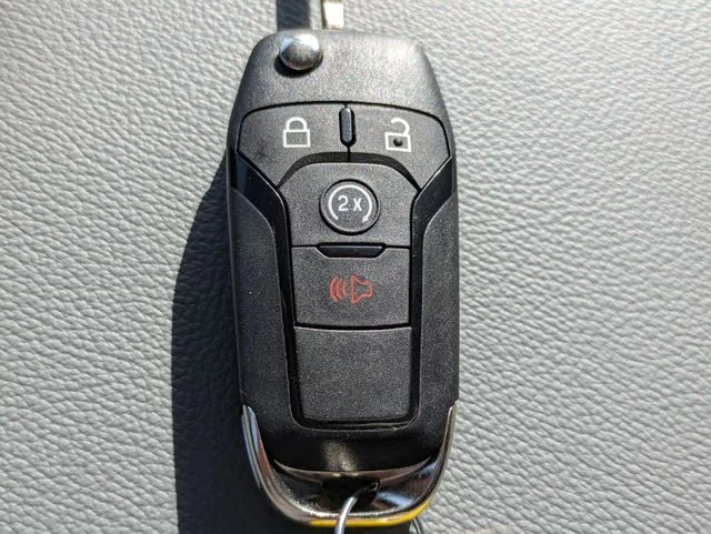New 2026 Oxford White Ford F-450® XL image 23