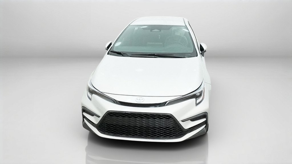 New 2027 Classic Silver Metallic Toyota SE image 16