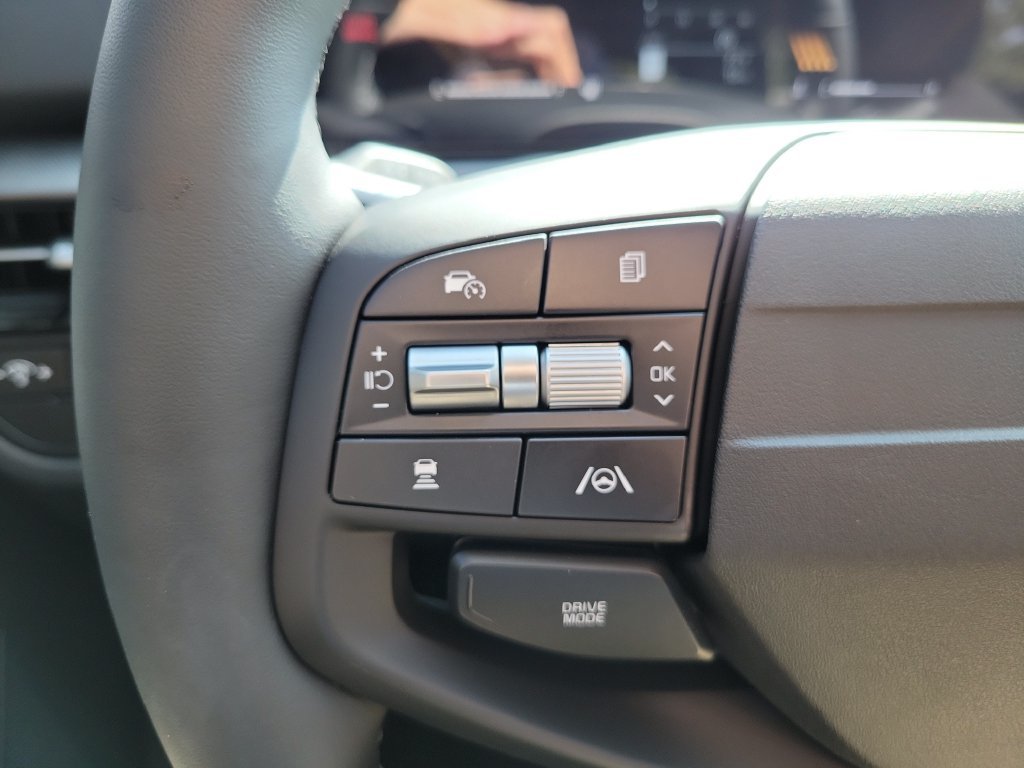 New 2027 Glacial White Pearl Kia LX image 25