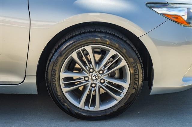 Certified Used 2016 CELESTIAL SILVER METALLIC Toyota  image 10
