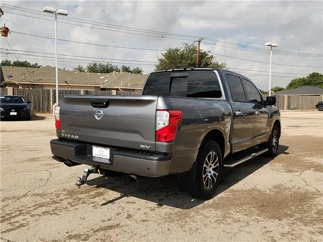 Used 2020 Gun Metallic Nissan SV (A9) 4x2 Crew Cab 5.5 ft. box 139.8 in. WB image 3