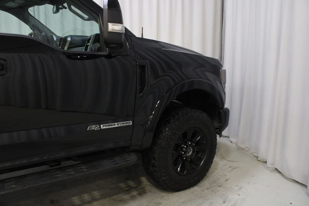 Used 2021 Black Metallic Ford Lariat image 29