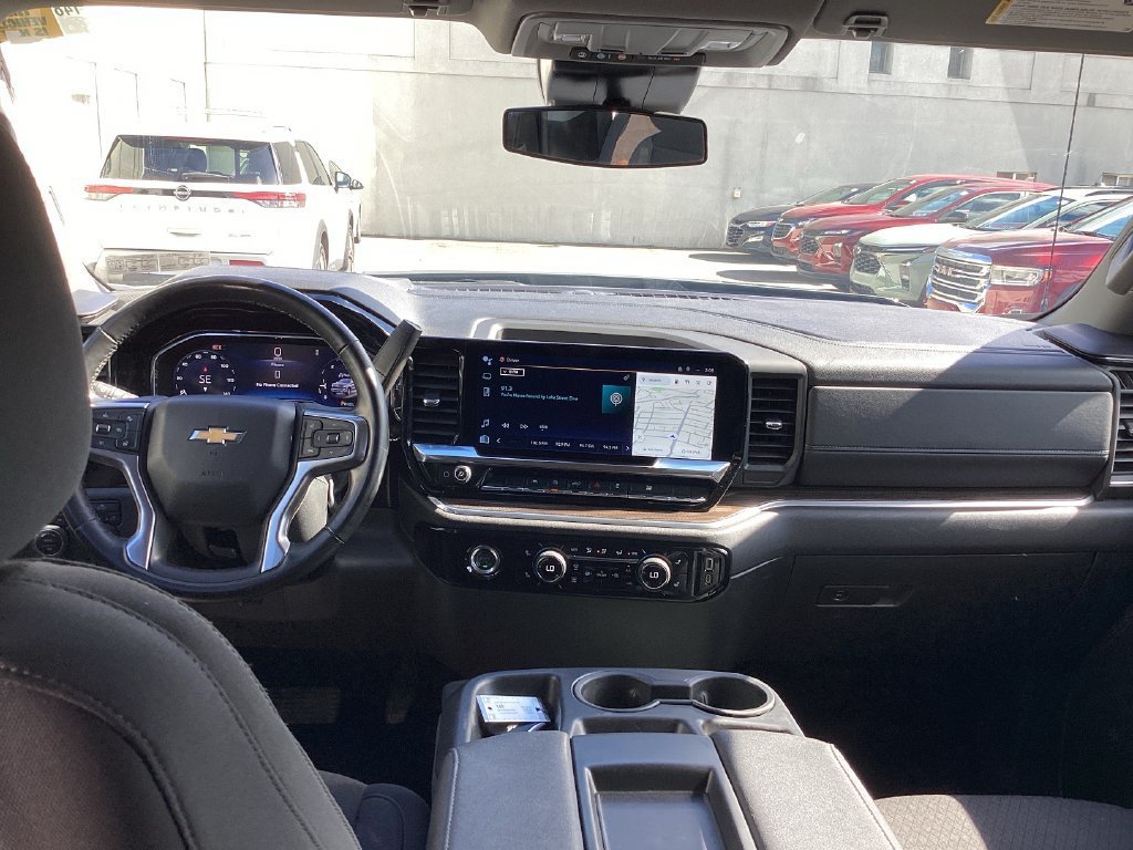 Used 2024 Sterling Gray Metallic Chevrolet LT (2FL) image 30