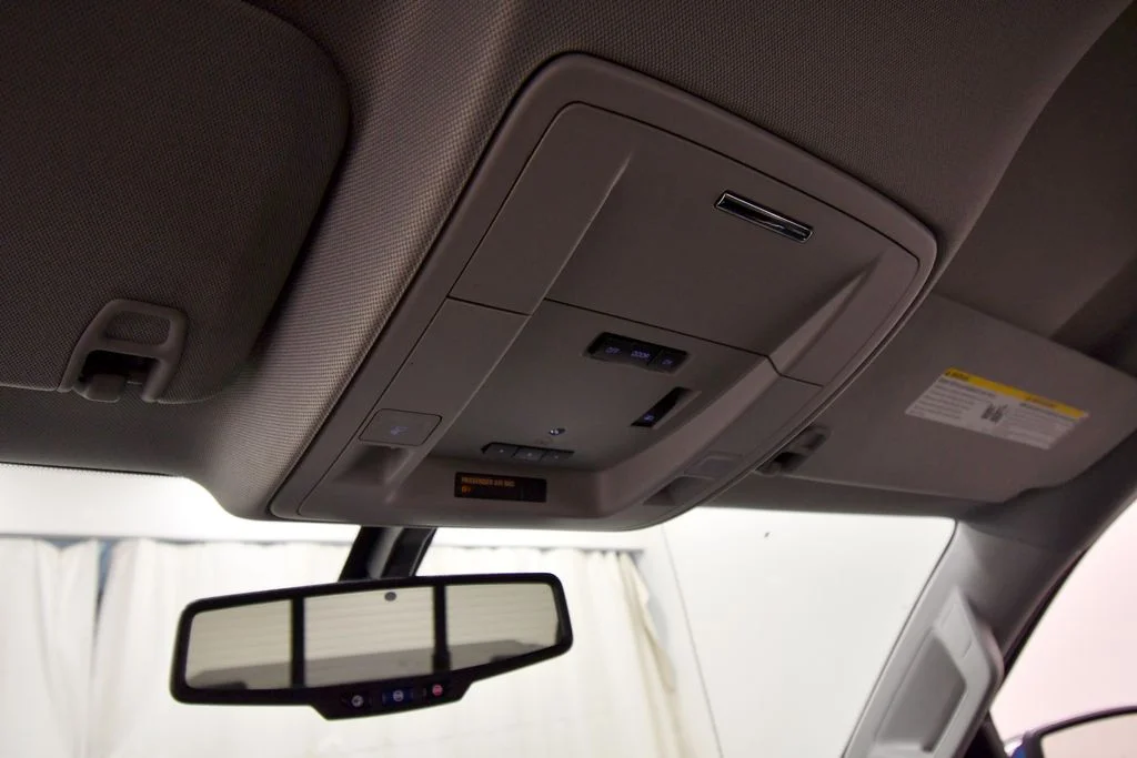 Used 2018 Blue Chevrolet LTZ image 27