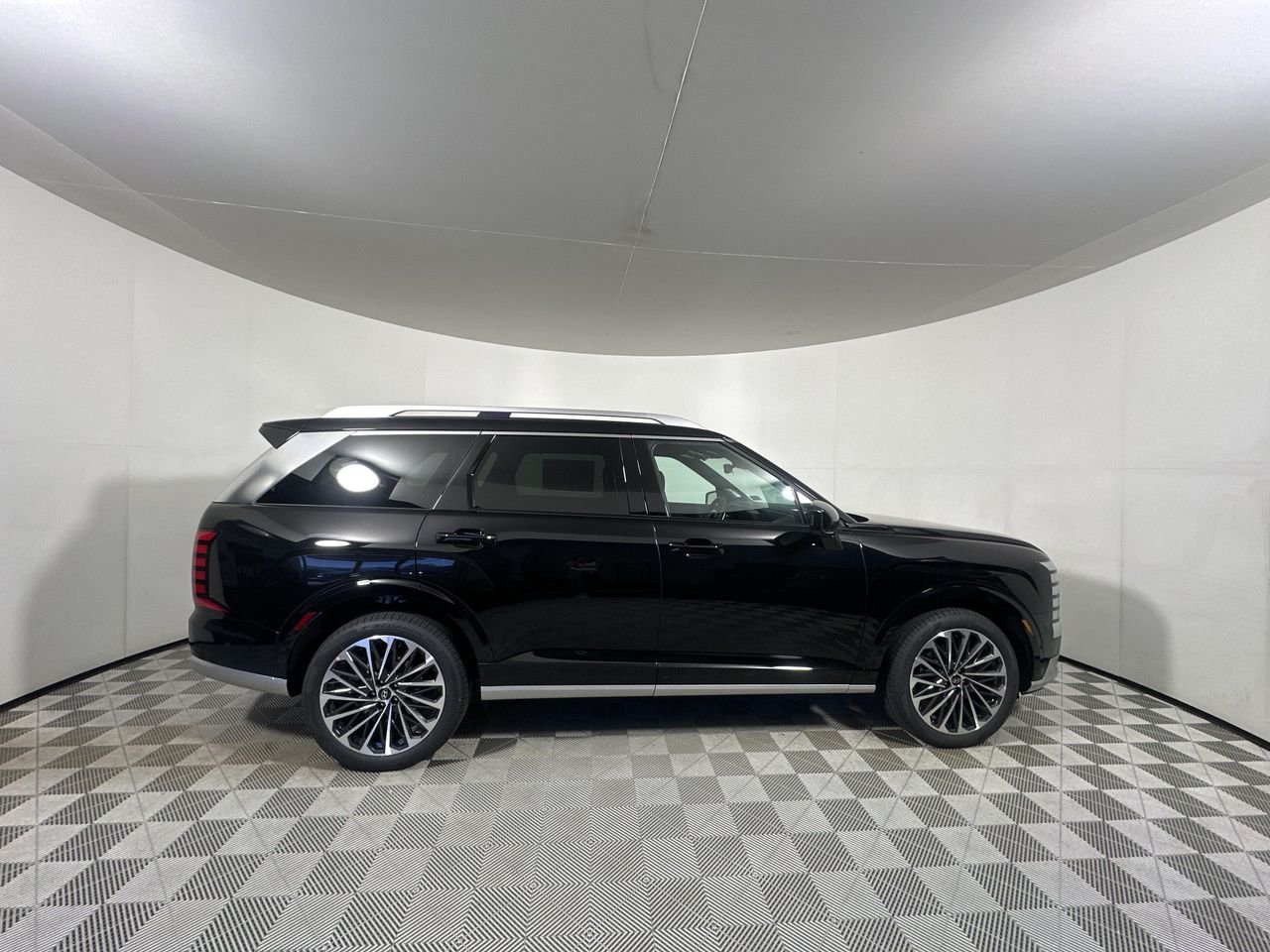 New 2026 Abyss Black Pearl Hyundai Calligraphy AWD image 8