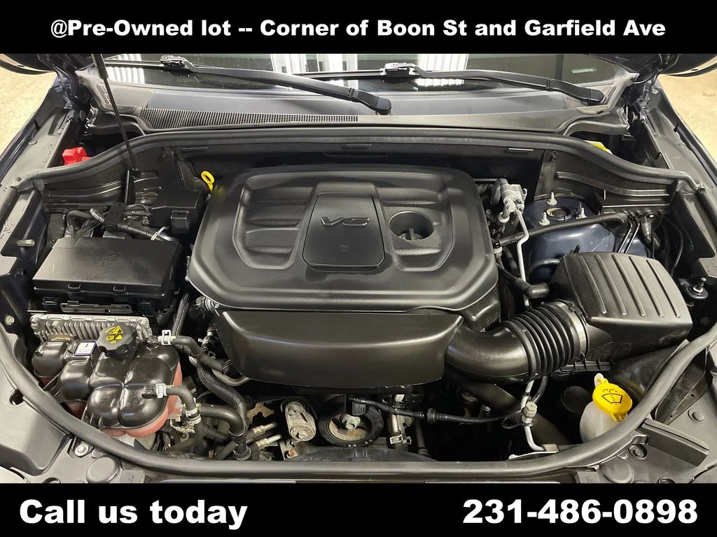 Used 2019 Blue Jeep Limited image 3