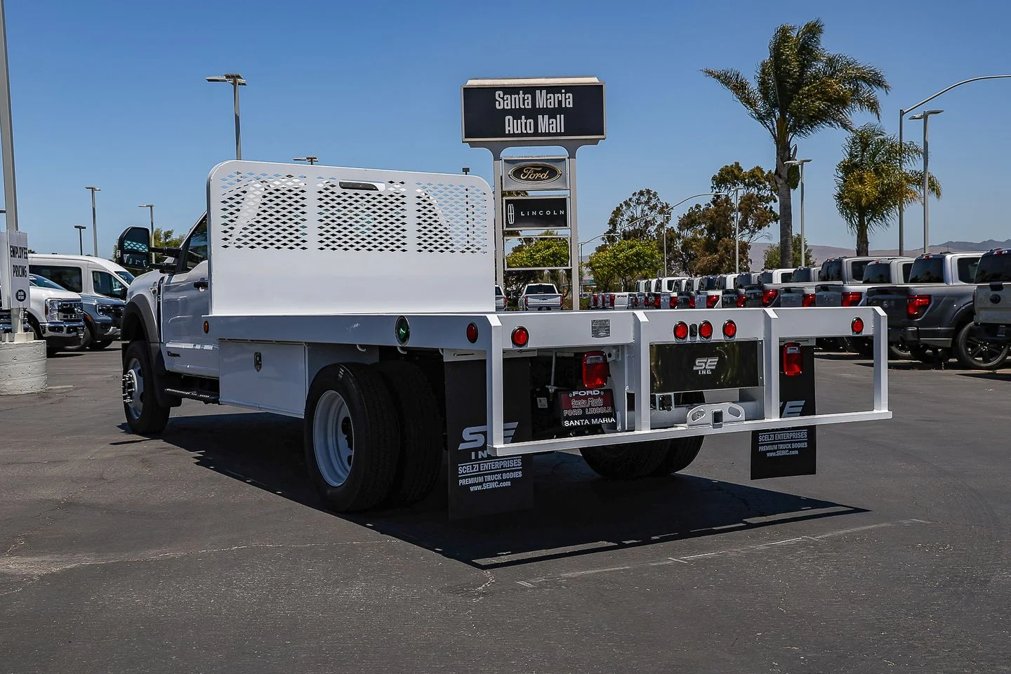 New 2026 Oxford White Ford F-550® XL image 6