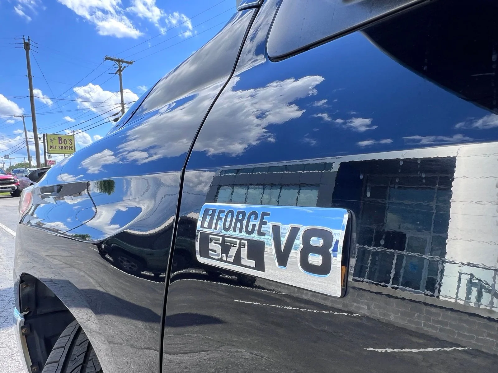 Used 2017 Black Toyota SR5 image 17