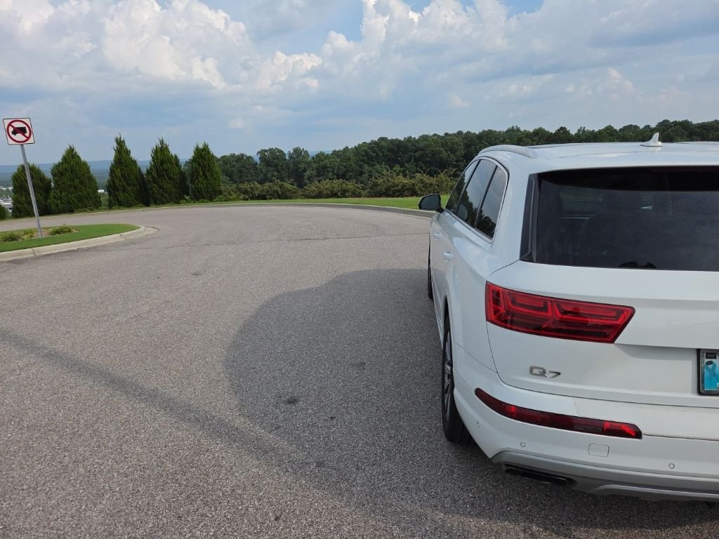 Used 2019 Glacier White Metallic Audi 55 Premium Plus image 7