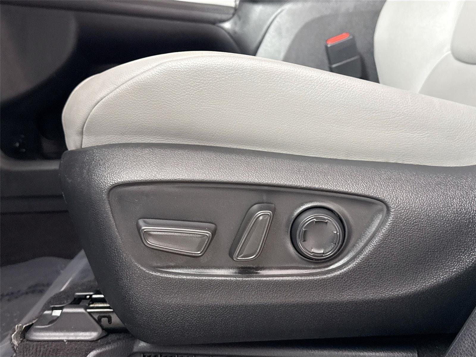 Certified Used 2025 Celestial Silver Metallic Toyota XLE image 30