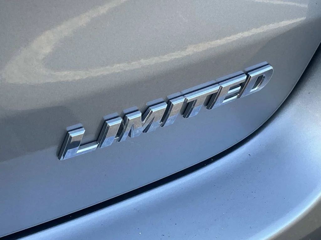 Used 2017 Silver Toyota Limited image 10