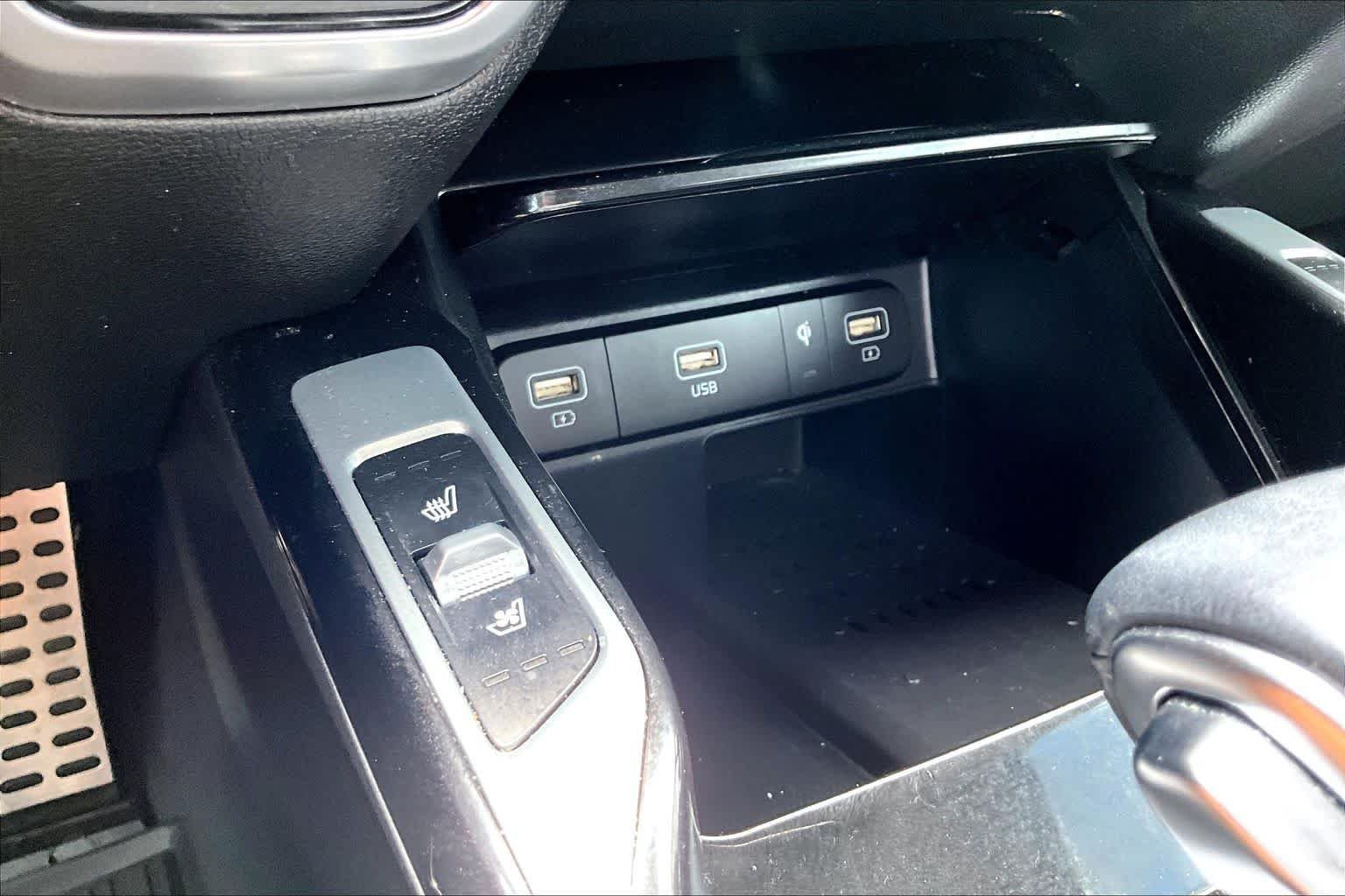 Used 2021 Sapphire Blue Kia SX Prestige image 34