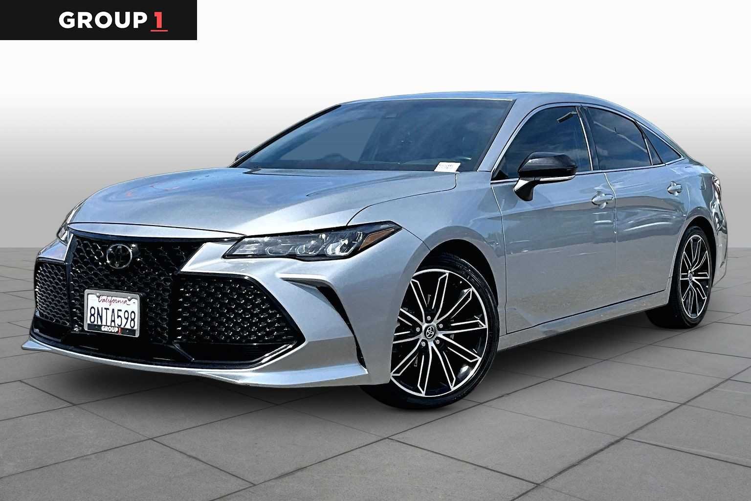 2019 Toyota Avalon XSE's photo