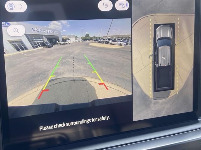 New 2026 Avalanche Ford Lariat image 15