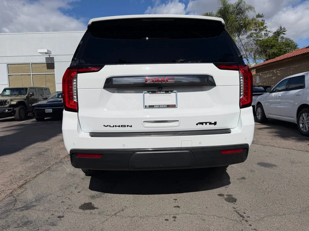 Used 2024 White GMC AT4 image 14