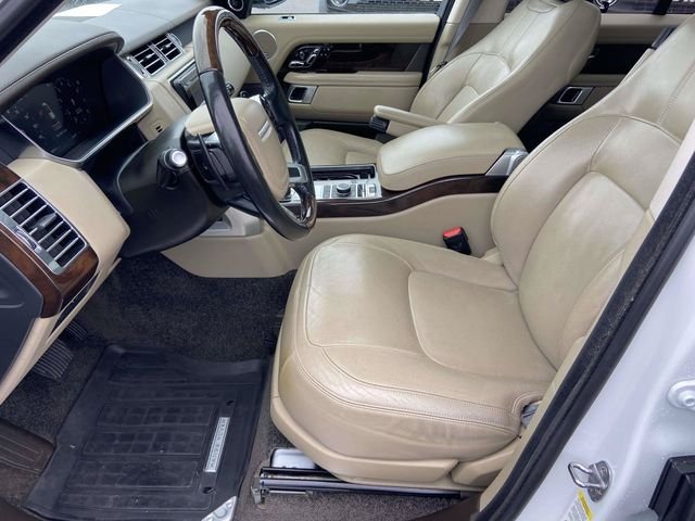 Used 2019 Fuji White Land Rover 5.0L V8 Supercharged image 15